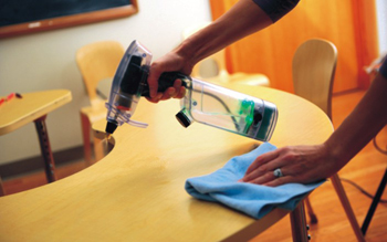 Water, the greenest cleaning slolution
