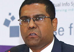 Balachandar.-R