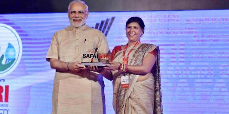 Former manual scavenger wins Padma Shri