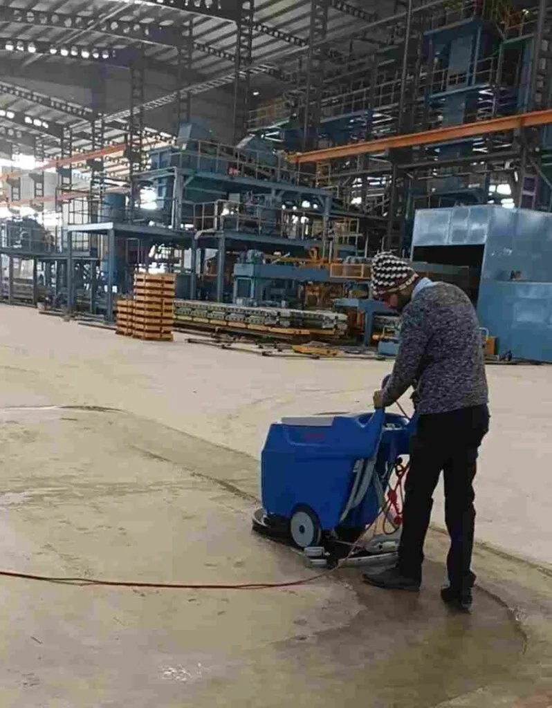 Industrial cleaning equipment
